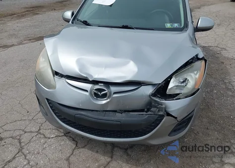 2013 Mazda Mazda2 Sport из США, поврежденный, VIN JM1DE1KZ1D0153531